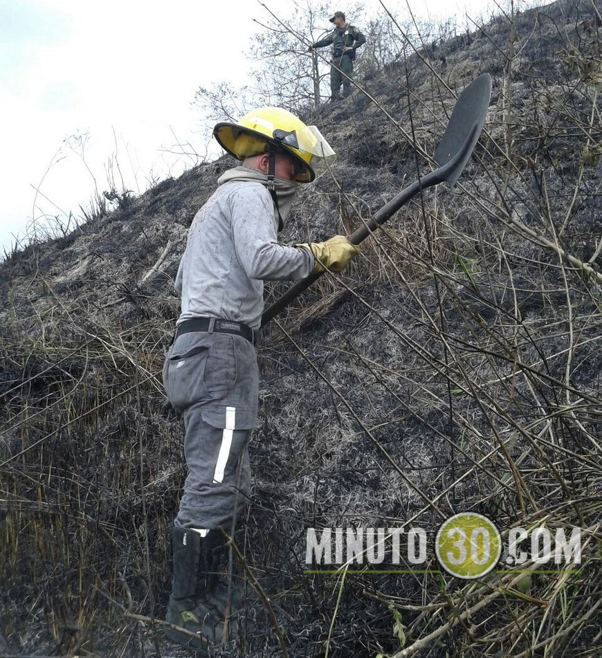 INCENDIO EN LAS TRES CRUCES (1)