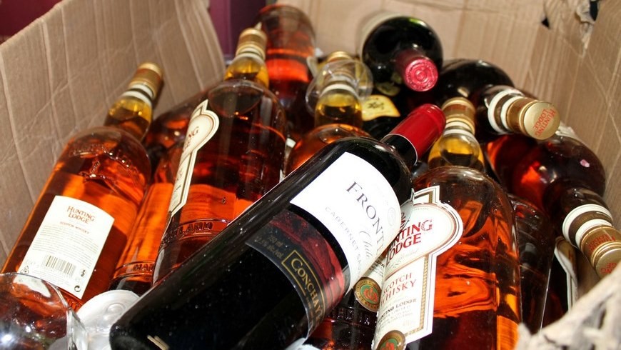 $100 mil millones deja de percibir el departamento por cuenta del licor de contrabando o adulterado. Foto: Cortesía.