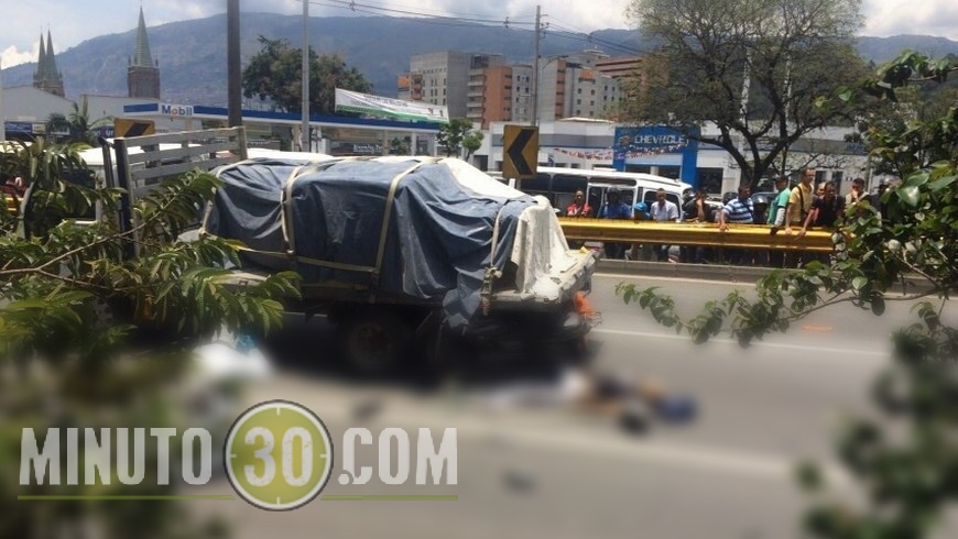 MUERTE DE MOTOCICLISTA EN LA REGIONAL (6)