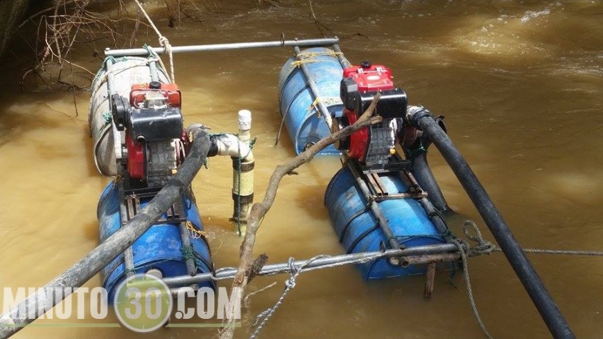 EN FOTOS: Fueron capturados por extraer oro sin permiso en Santa Rosa 5 Foto: Cortesía