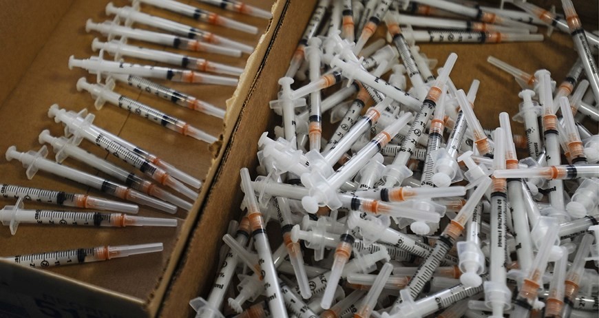 VACUNA CONTRA EL VIRUS H1N1 "SE DISTRIBUYE TAN RÁPIDO COMO SE PRODUCE"