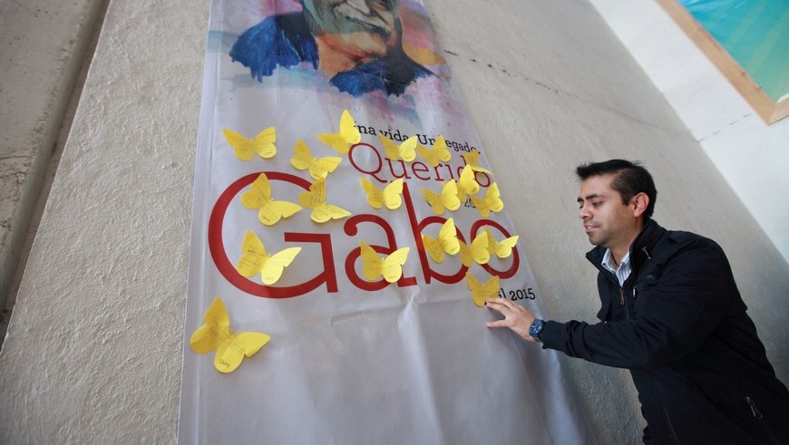 Vista de un pabellón en honor al escritor Gabriel García Márquez colocado en una librería en Ciudad de México hoy , jueves 16 de abril de 2014 durante las actividades del primer aniversario de la muerte del colombiano eterno. EFE