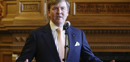 El rey de Holanda devuelve cuadro robado por nazis a sus legítimos herederos