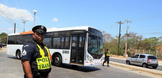Panamá enfrenta una huelga de transportistas en vísperas de la Cumbre las Américas