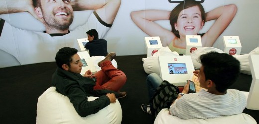 Alejandría Digital lleva la lectura electrónica a la Feria del Libro de Bogotá