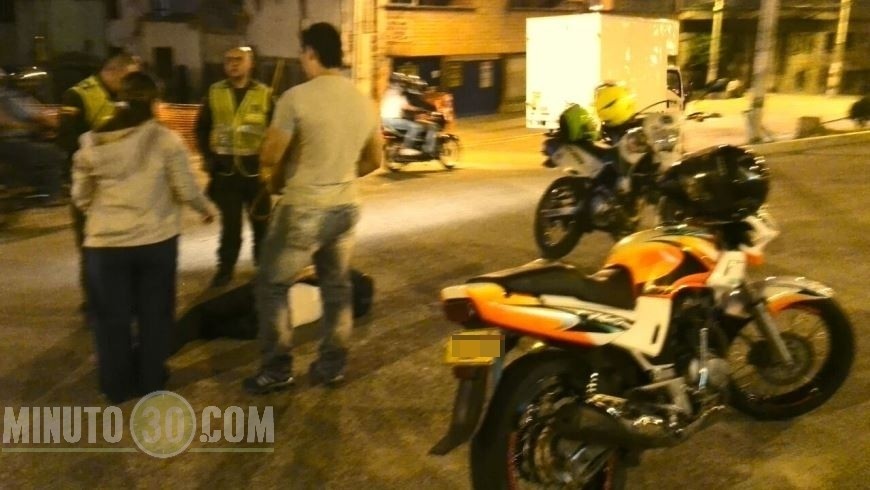 El conductor de la motocicleta resultó ileso. Minuto30.com