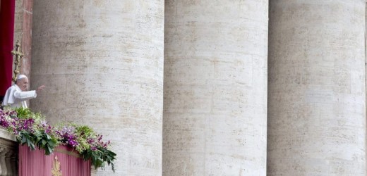 El papa pide “alivio” para los cristianos perseguidos e implora la paz