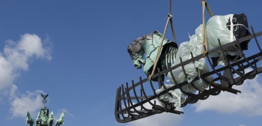 El escultor mexicano lleva sus caballos a Berlín