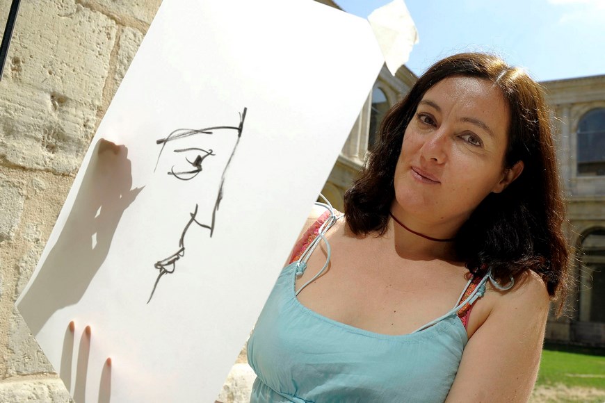 La artista francesa Rébecca Dautremer, una de las mejores ilustradoras de libros para niños. EFE/Archivo