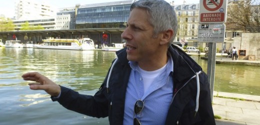 Szafir indaga en la fragilidad de la democracia con la futurista “París, 2041”