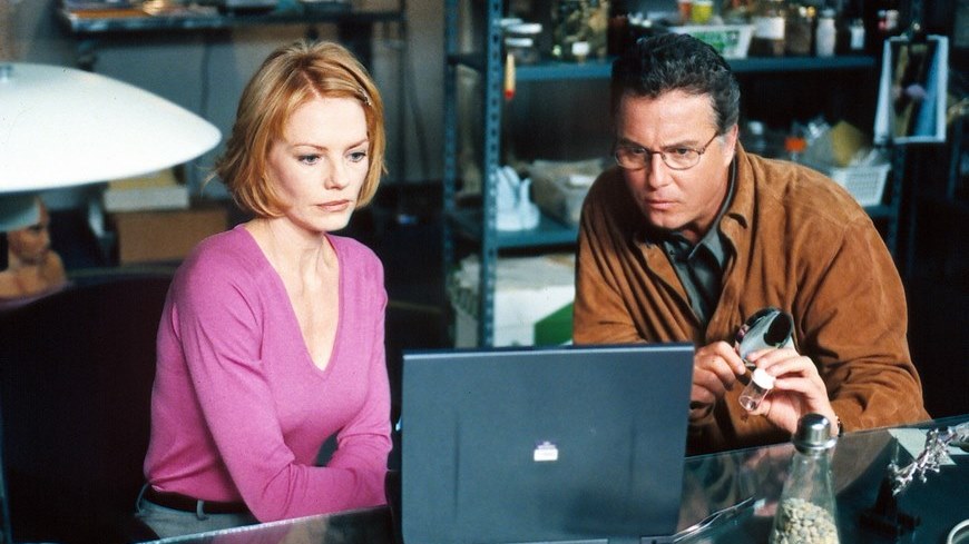 "CSI" tuvo su momento de mayor popularidad con William Petersen como protagonista en el papel de talentoso investigador de escasas habilidades sociales Gil Grissom. EFE/Archivo