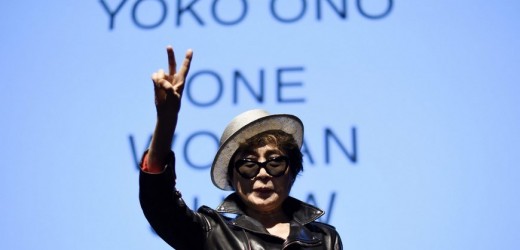 El MoMA pide perdón a Yoko Ono