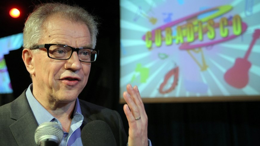 10794847 (Copiar)app