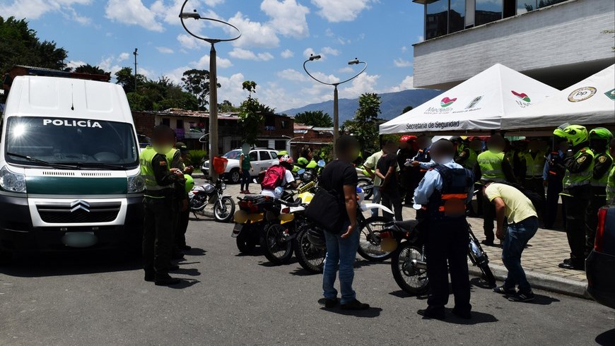 La 13 (2) (Copiar)app