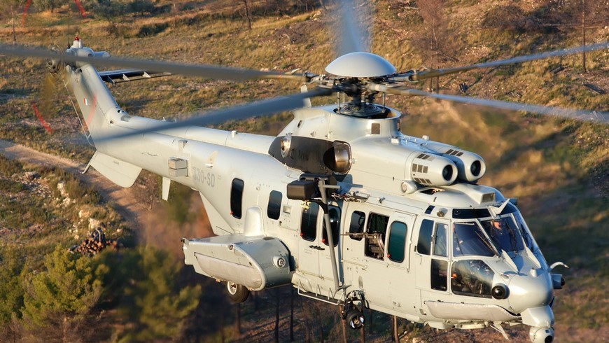 Fotografía de un helicóptero Super Puma EC725 en su versión militar denominada Cougar. EFE/EUROCOPTER/Archivo/Solo uso editorial