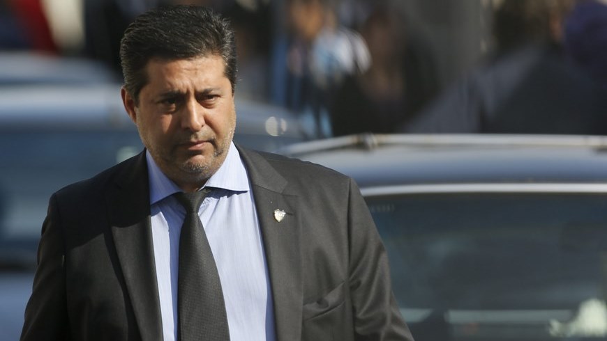 El presidente de Boca Juniors, Daniel Angelici, le ofreció disculpas a su par de River Plate, Rodolfo D'Onofrio, y se mostró decepcionado por lo ocurrido en el partido de vuelta de los octavos de final de la Copa Libertadores, en la Bombonera.