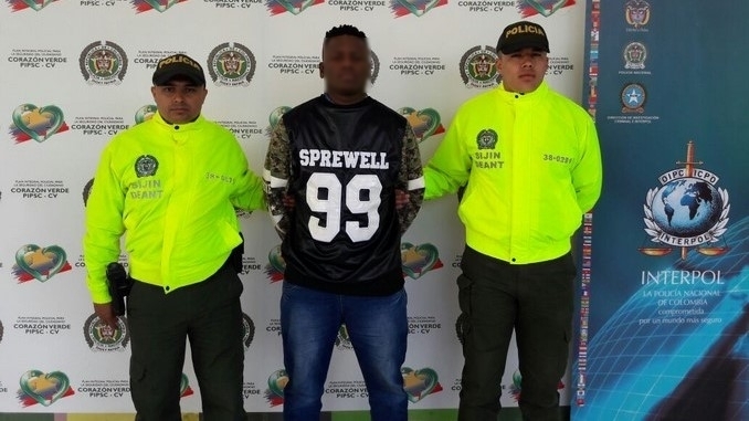 A alias 'Sombra' lo buscaban por extorsión y lo capturaron en el aeropuerto de Rionegro 3 Captura de alias 'Sombra'.