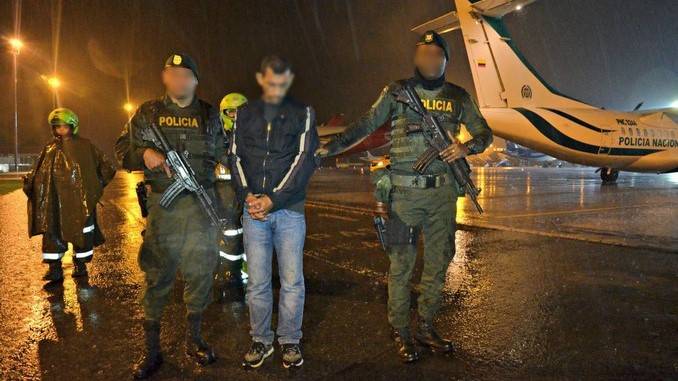 VIDEO Y FOTOS: La Policía asestó duró golpe al 'Clan del Golfo' en el Occidente antioqueño 11 Capturados del Clan del Golfo.