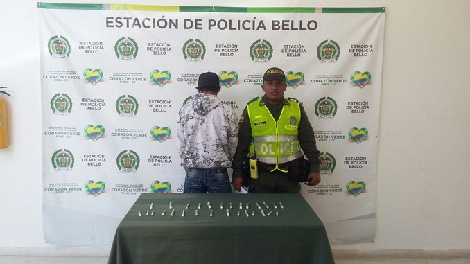 FOTOS: La Policía capturó a dos presuntos expendedores de droga en Bello 1 Capturado con marihuana en Bello.
