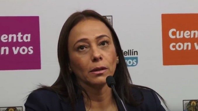 claudia_carrasquilla claudia_carrasquilla