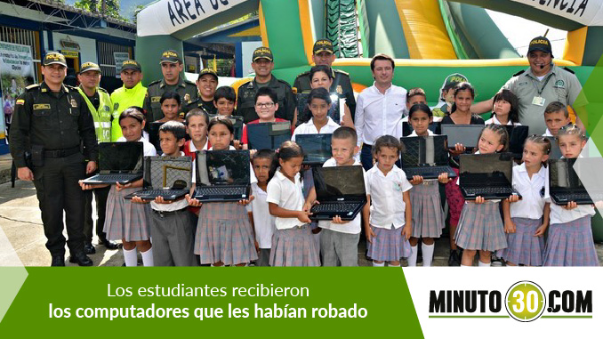 Computadores recuperados por la Policía.