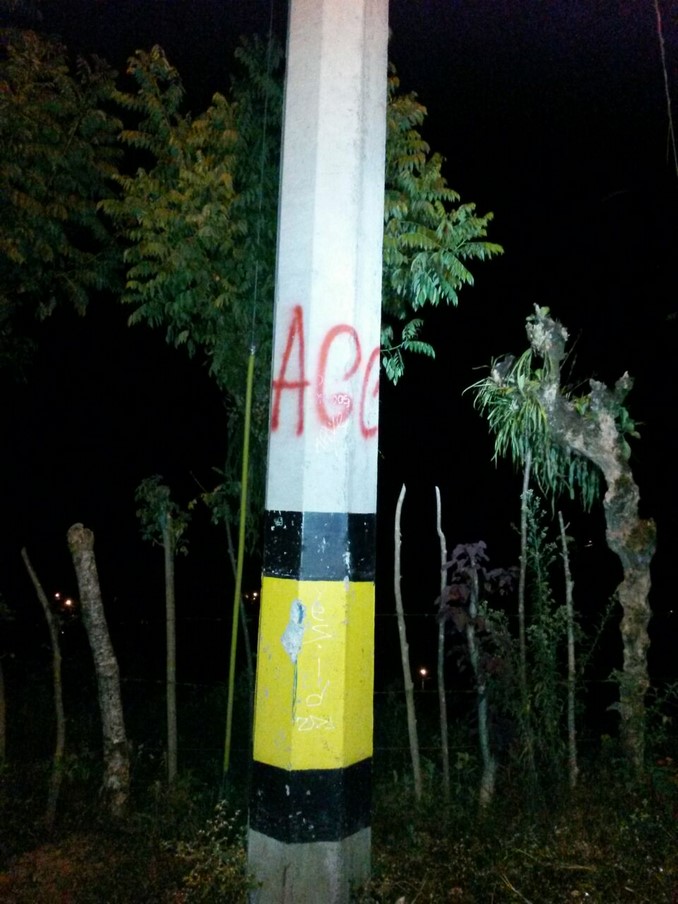 FOTOS: Capturan a dos hombres en Valparaíso por pintar grafitis alusivos al 'Clan del Golfo' 3 Capturan a dos hombres en Valparaíso por pintar grafitis alusivos al 'Clan del Golfo'