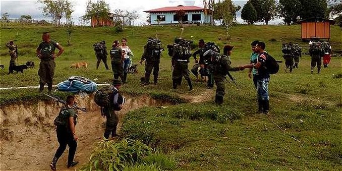 Hieren a un capitán del Ejército al ingresar por error a una zona de las FARC