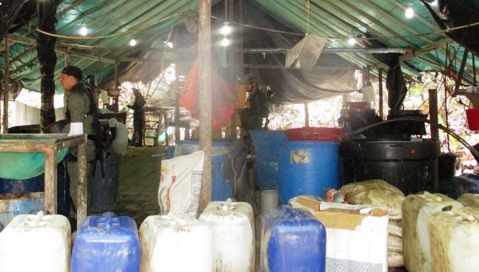 Hallan laboratorio para el procesamiento de droga del 'Clan del Golfo' en San Juan de Urabá