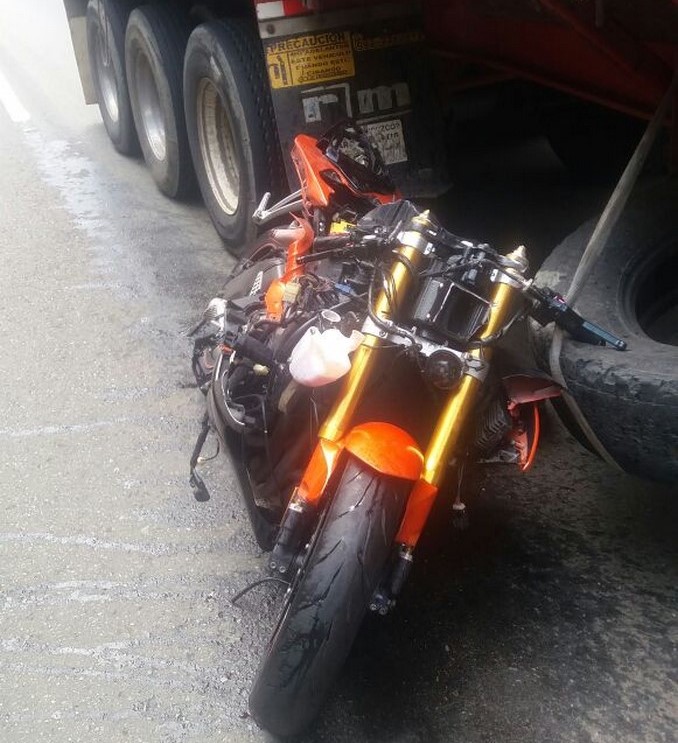 Motociclista muerto en la autopista Medellín-Bogotá.