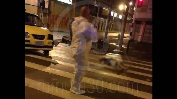 Motociclista muerto en el centro.