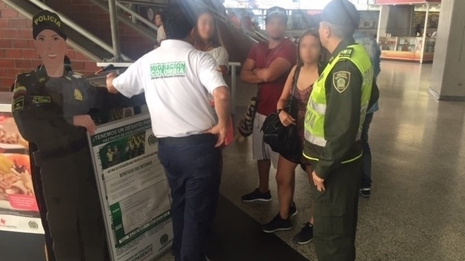 La Policía encontró cuatro inmigrantes ilegales en las terminales de transporte 1 Operativo en terminales. Migrantes ilegales.