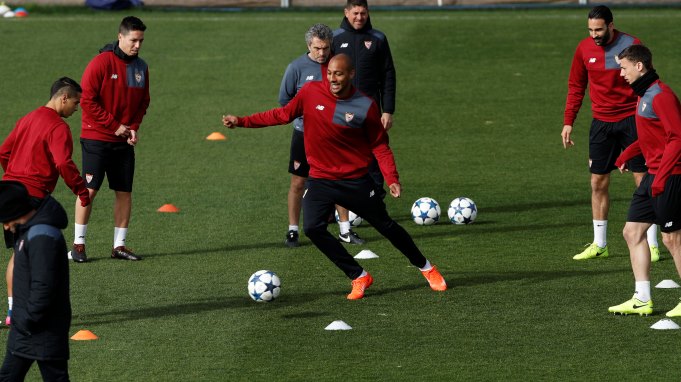 El Sevilla busca dar el primer paso y el Leicester recobrar la alegría en Liga de Campeones