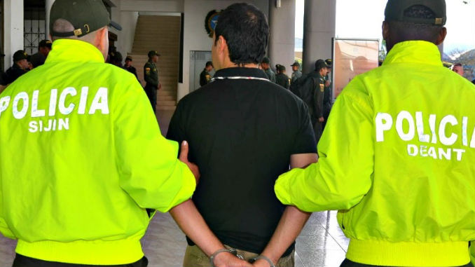 FOTOS: Ciudadano solicitado por Interpol y mujer de Costa Rica los más recientes capturados en el JMC con droga 3 Capturado_con_droga_JMC_1