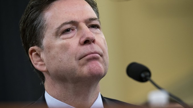 DIRECTOR DEL FBI CONFIRMA LA INVESTIGACIÓN SOBRE LA CAMPAÑA DE TRUMP Y RUSIA