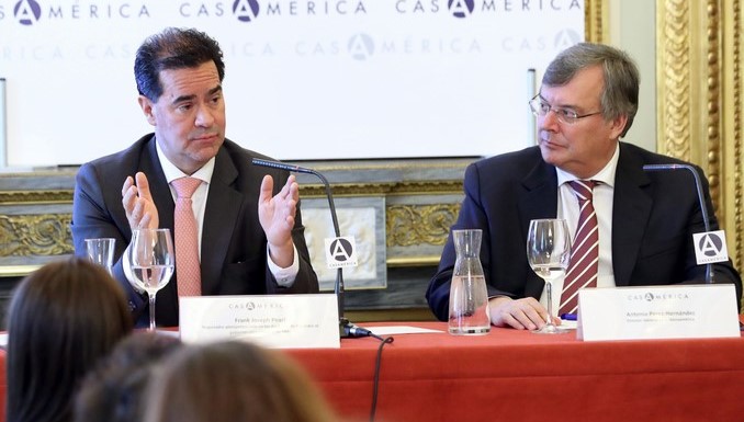 "No hay que pensar en próxima elección, sino en la próxima generación": Frank Pearl