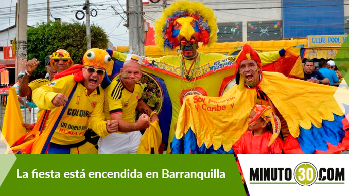 Así se vive la fiesta 'tricolor' en las afueras del Metropolitano 1 Hinchas Seleccion Colombia