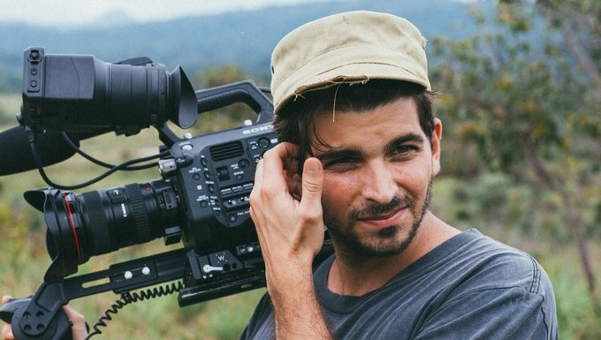 Imagen del director venezolano Jorge Thielen Armand, durante el rodaje de su película La Soledad. EFELA FAENA FILMS