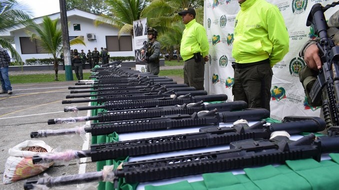 VIDEO Y FOTOS: Incautan en Turbo una gran cantidad de material de guerra del 'Clan del Golfo' 7 Incautan en Turbo una gran cantidad de material de guerra del 'Clan del Golfo'