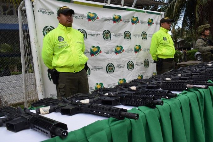 VIDEO Y FOTOS: Incautan en Turbo una gran cantidad de material de guerra del 'Clan del Golfo' 10 Incautan en Turbo una gran cantidad de material de guerra del 'Clan del Golfo'