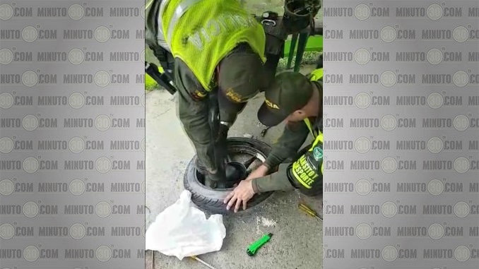 FOTOS Y VIDEO: La Policía incautó caletas del 'Clan del Golfo' en el Occidente y en el Oriente del departamento 9 Caletas del Clan del Golfo.