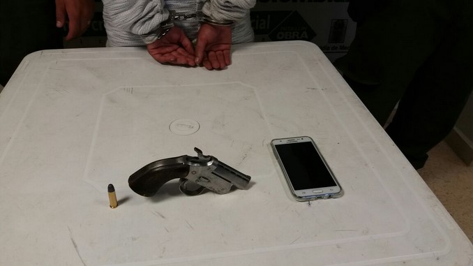 FOTOS: Lo capturaron cuando le robaba el celular a una mujer en Laureles 1 capturado hurto 2