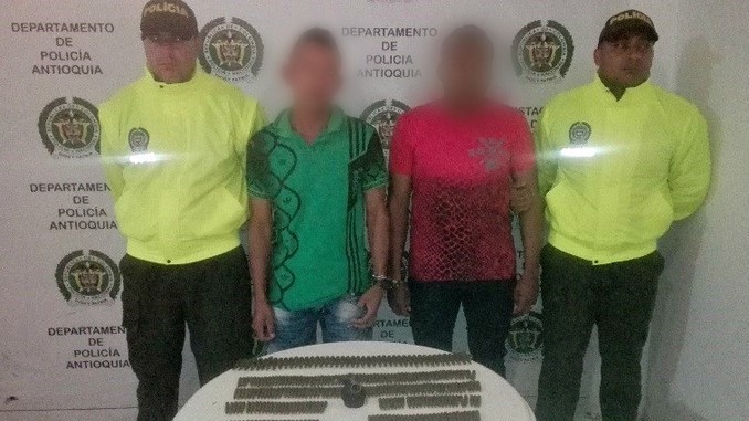 La Policía capturó a dos hermanos que decían ser integrantes del 'Clan del Golfo' en Ituango 2 Capturados en Ituango.