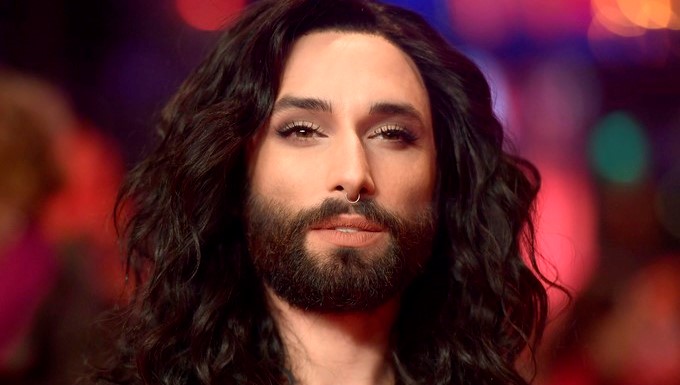 La cantante austriaca Conchita Wurst llega a la clausura de la 67 edición del Festival Internacional de Cine de Berlín, en Berlín, Alemania. EFE/Archivo