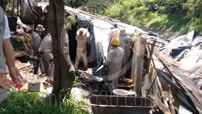 Desalojo de familias en La Iguaná.