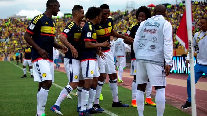 Brasil sigue líder de la clasificación FIFA, Colombia cierra el top 5 2 ecuador_seleccion_colombia_3