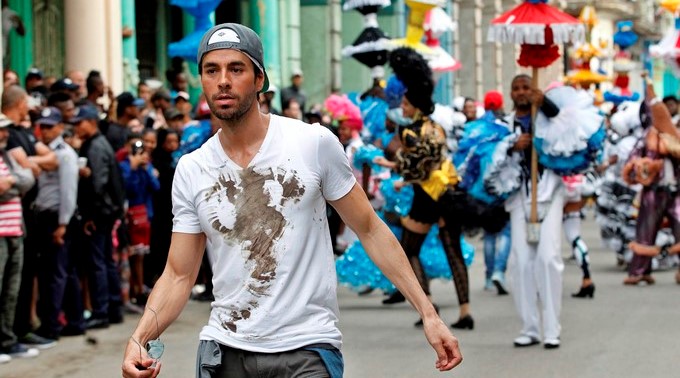 Enrique Iglesias en la grabación de su último videoclip, el pasado mes de enero en La Habana. EFE/Archivo