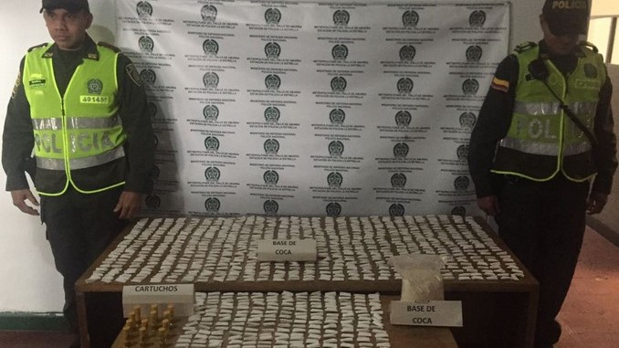 Más de 2.000 dosis de estupefacientes fueron abandonadas en La Estrella 1 estupefacientes policia