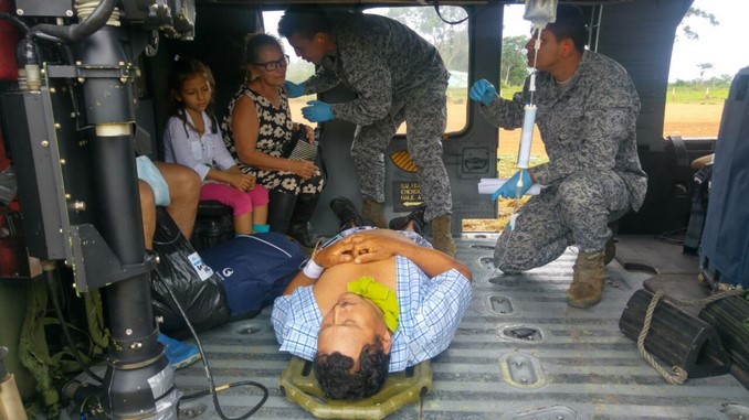 Fuerza Aérea trasladó desde Guaviare a un hombre mordido por una serpiente