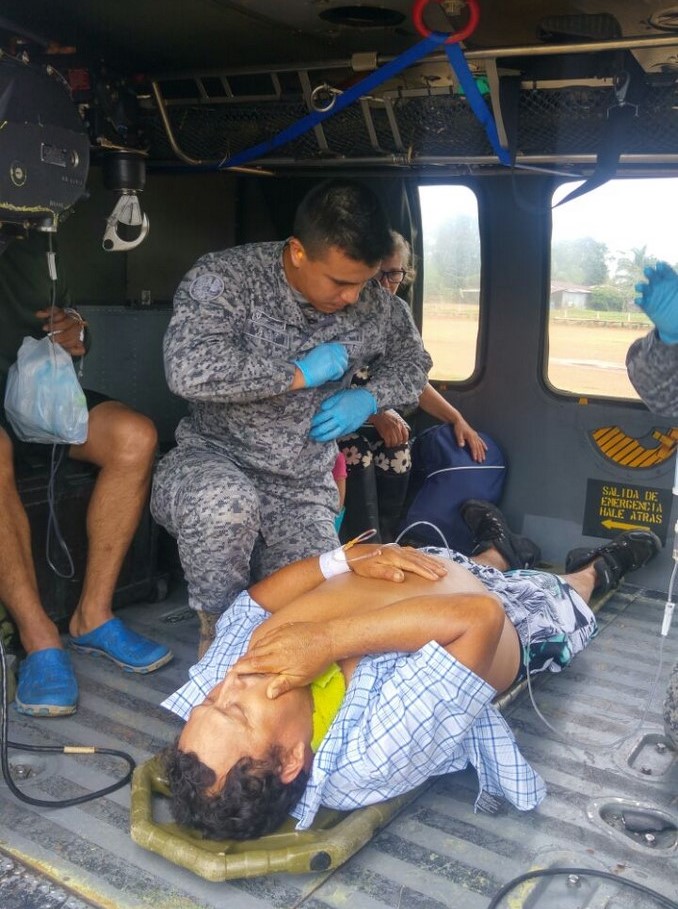 Fuerza Aérea trasladó desde Guaviare a un hombre mordido por una serpiente