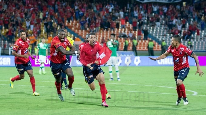 ¡Tremendo arranque de liga, Medallo! Así está la tabla de posiciones de la Liga Águila I-2017 3 goma hernandez celebra gol de Medellin Copiar